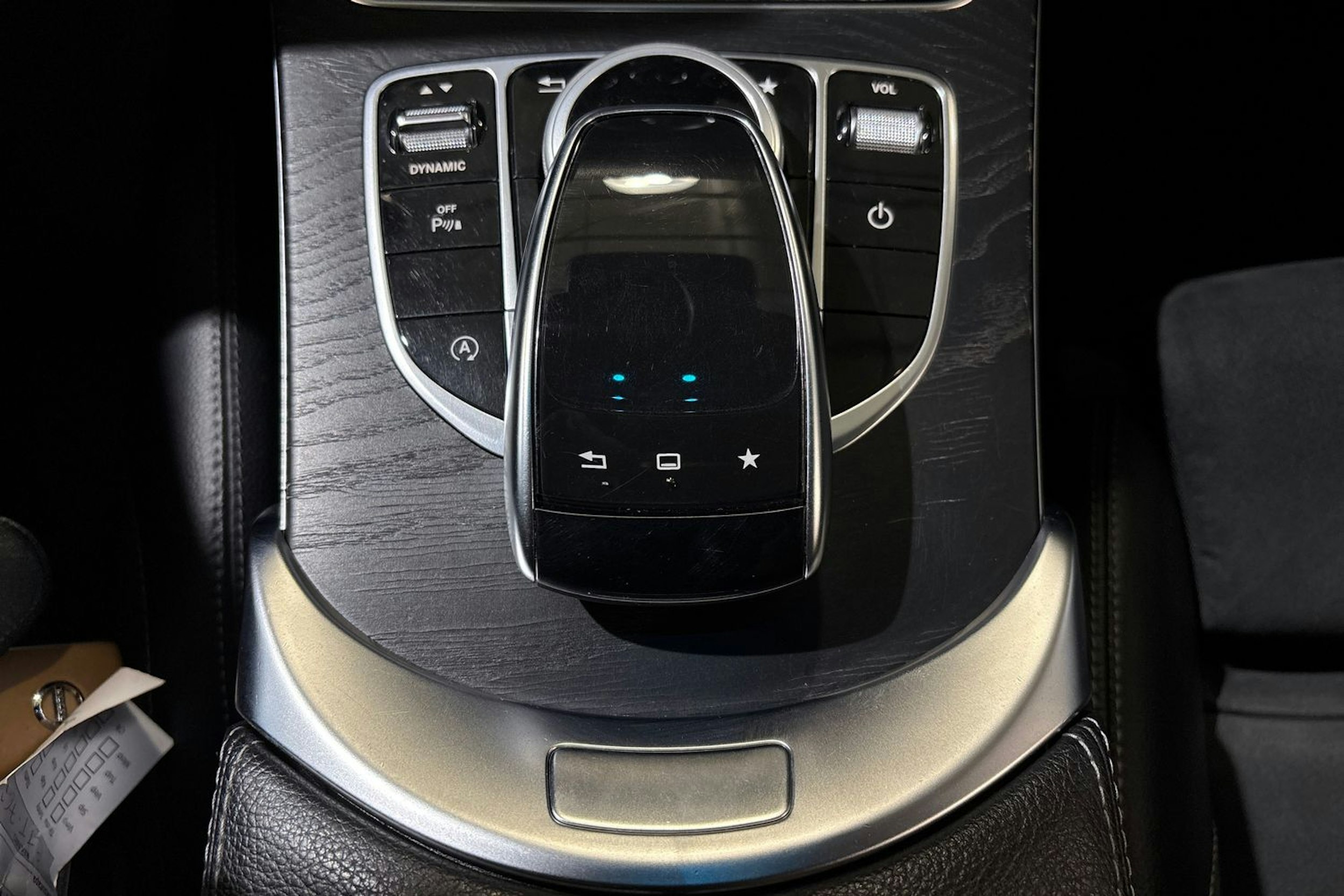 harmaa Mercedes-Benz C 2015 kuva 21.