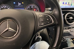 valkoinen Mercedes-Benz C 2016 kuva 15.