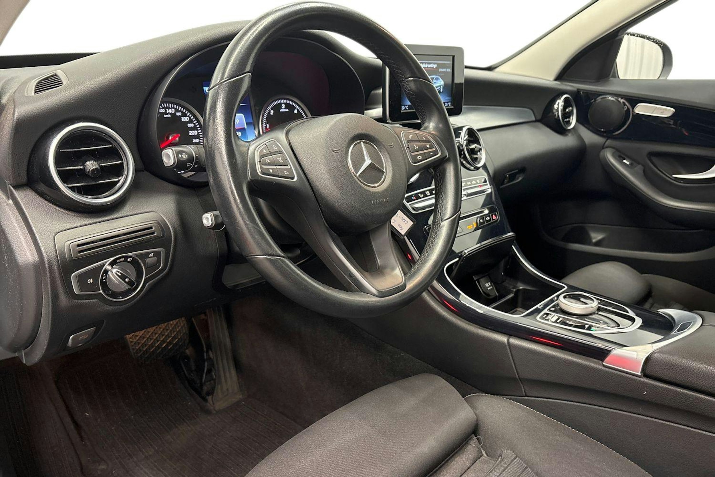 sininen Mercedes-Benz C 2016 kuva 7.