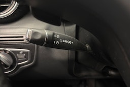 sininen Mercedes-Benz C 2016 kuva 19.
