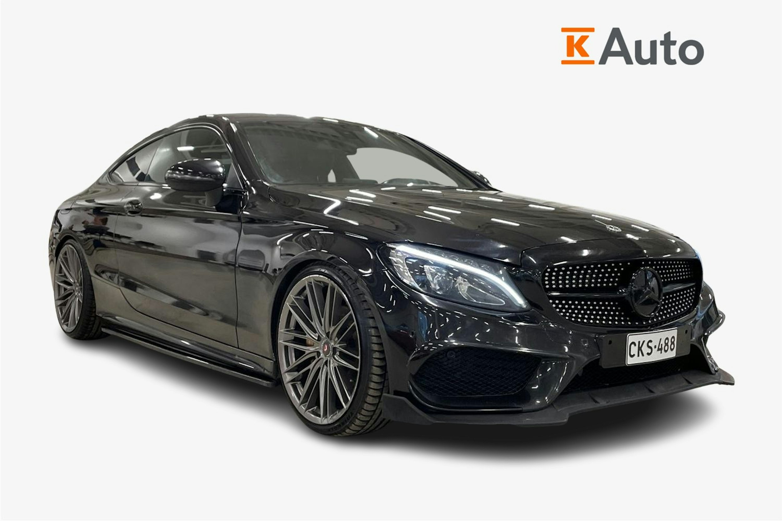 musta Mercedes-Benz C 2016 kuva 1.