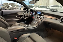 musta Mercedes-Benz C 2016 kuva 15.