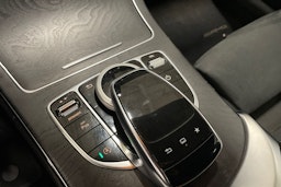 musta Mercedes-Benz C 2016 kuva 30.