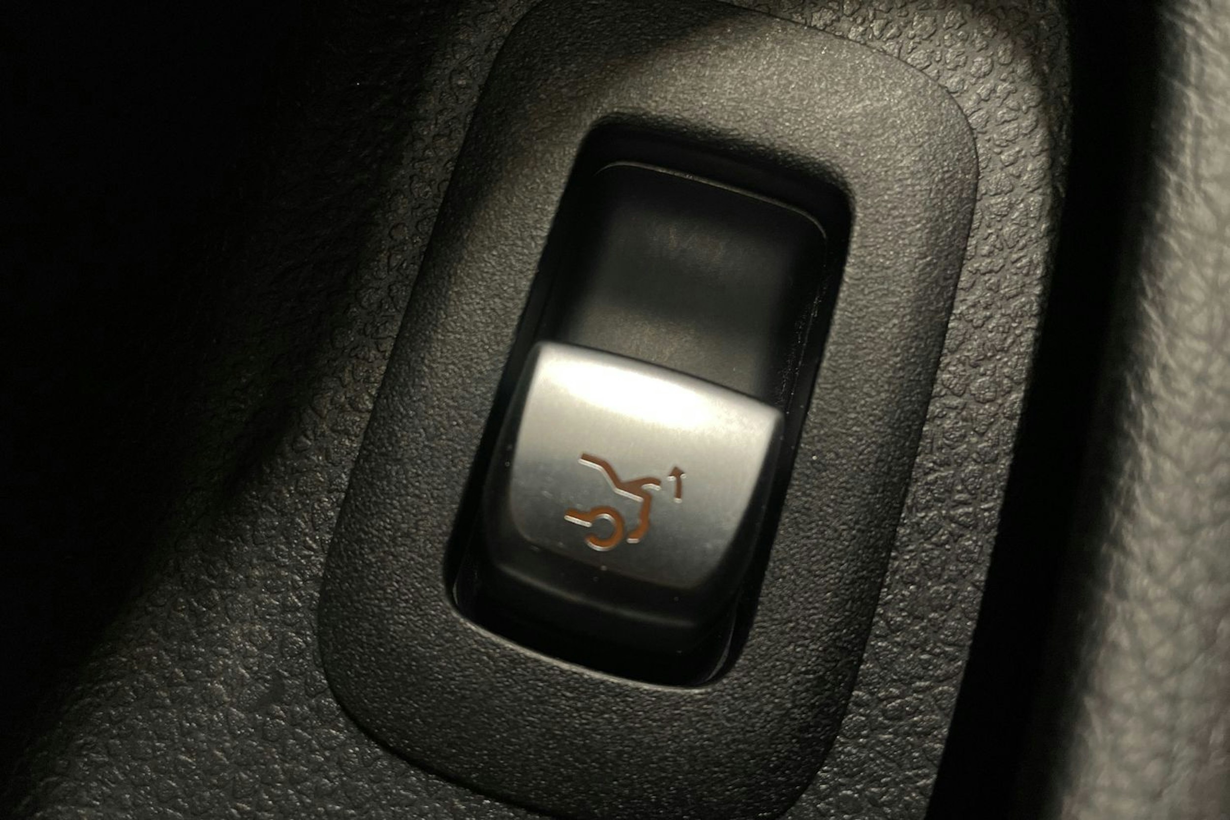 musta Mercedes-Benz C 2016 kuva 33.