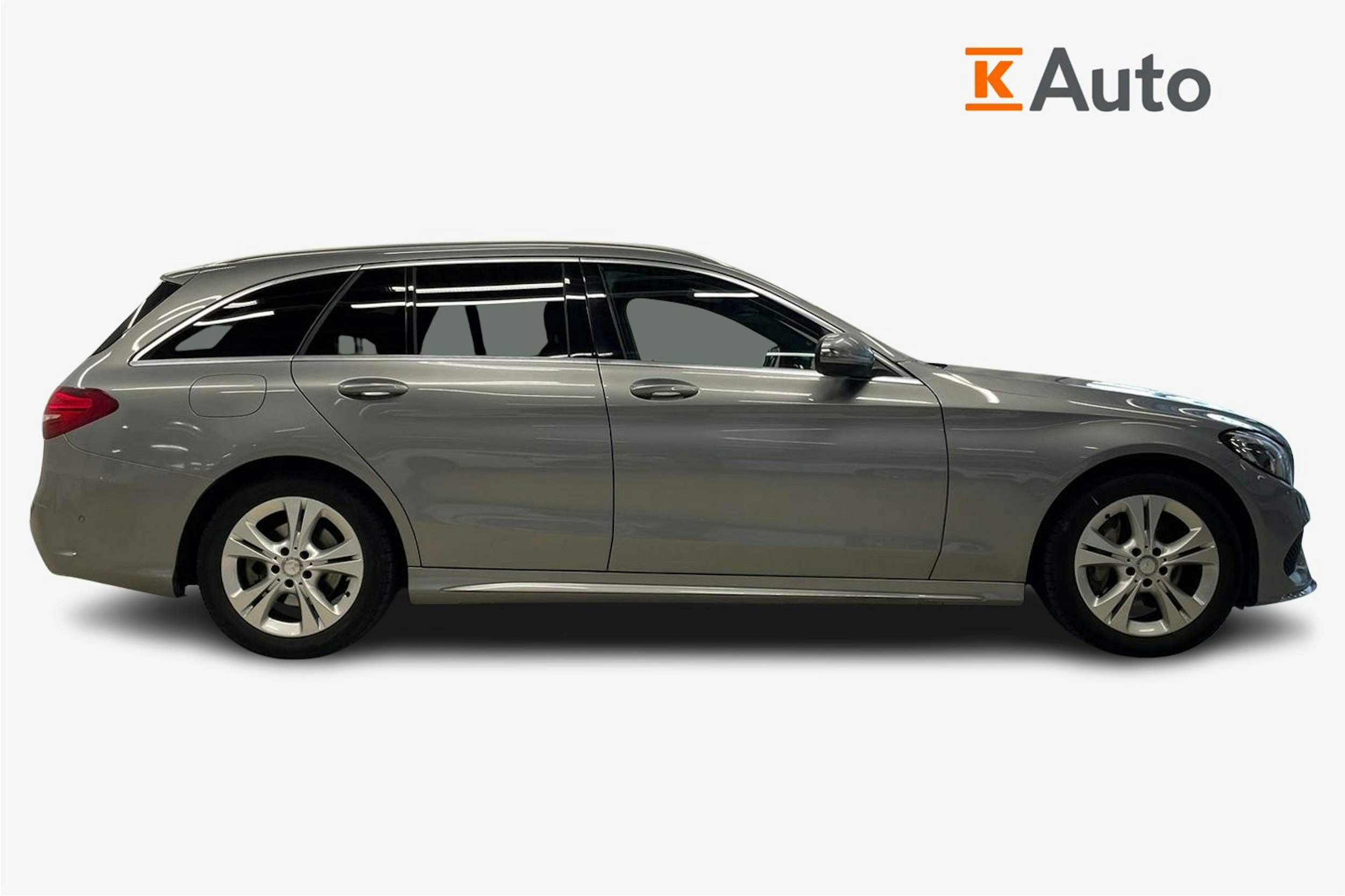 hopea Mercedes-Benz C 2016 kuva 6.