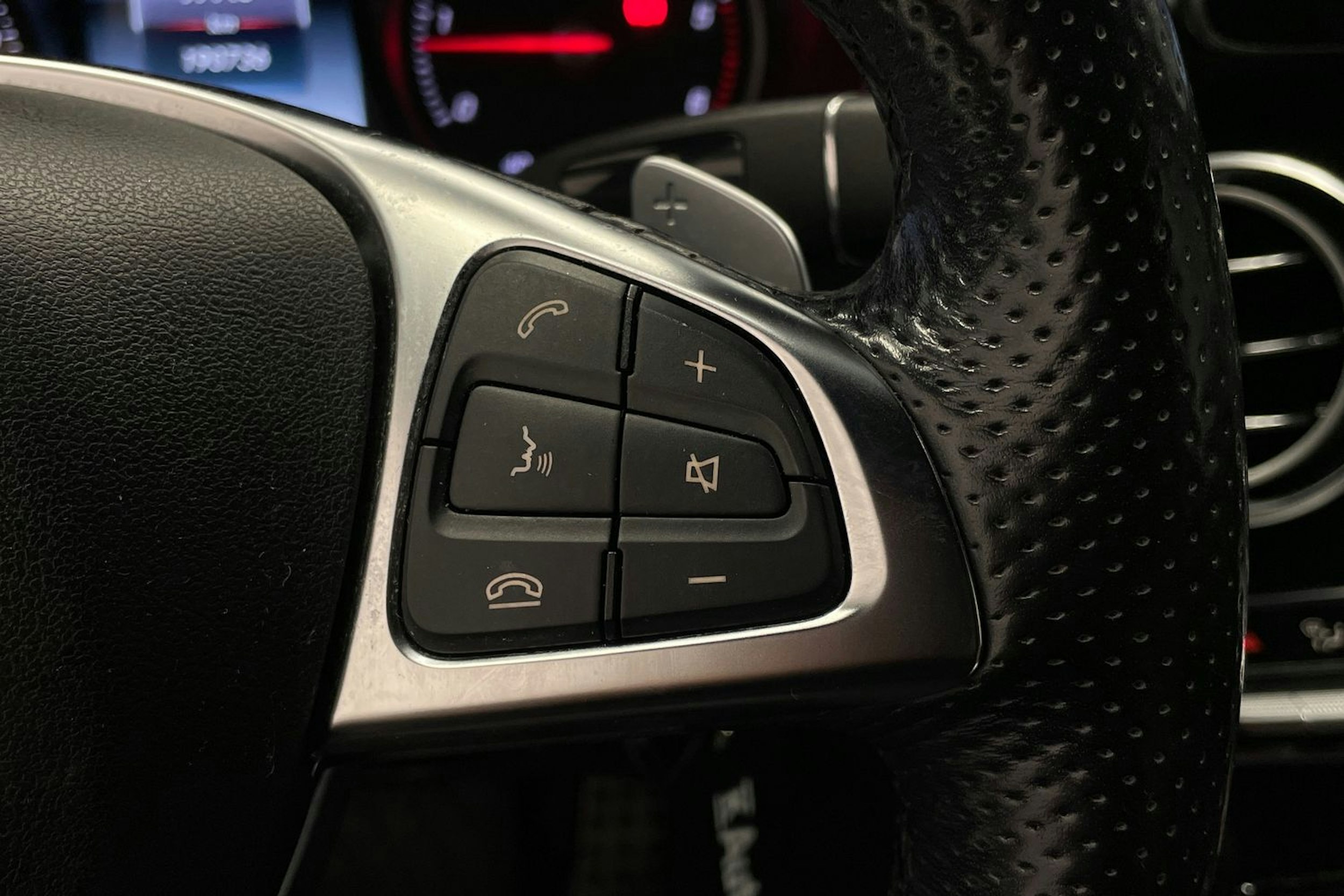 hopea Mercedes-Benz C 2016 kuva 17.