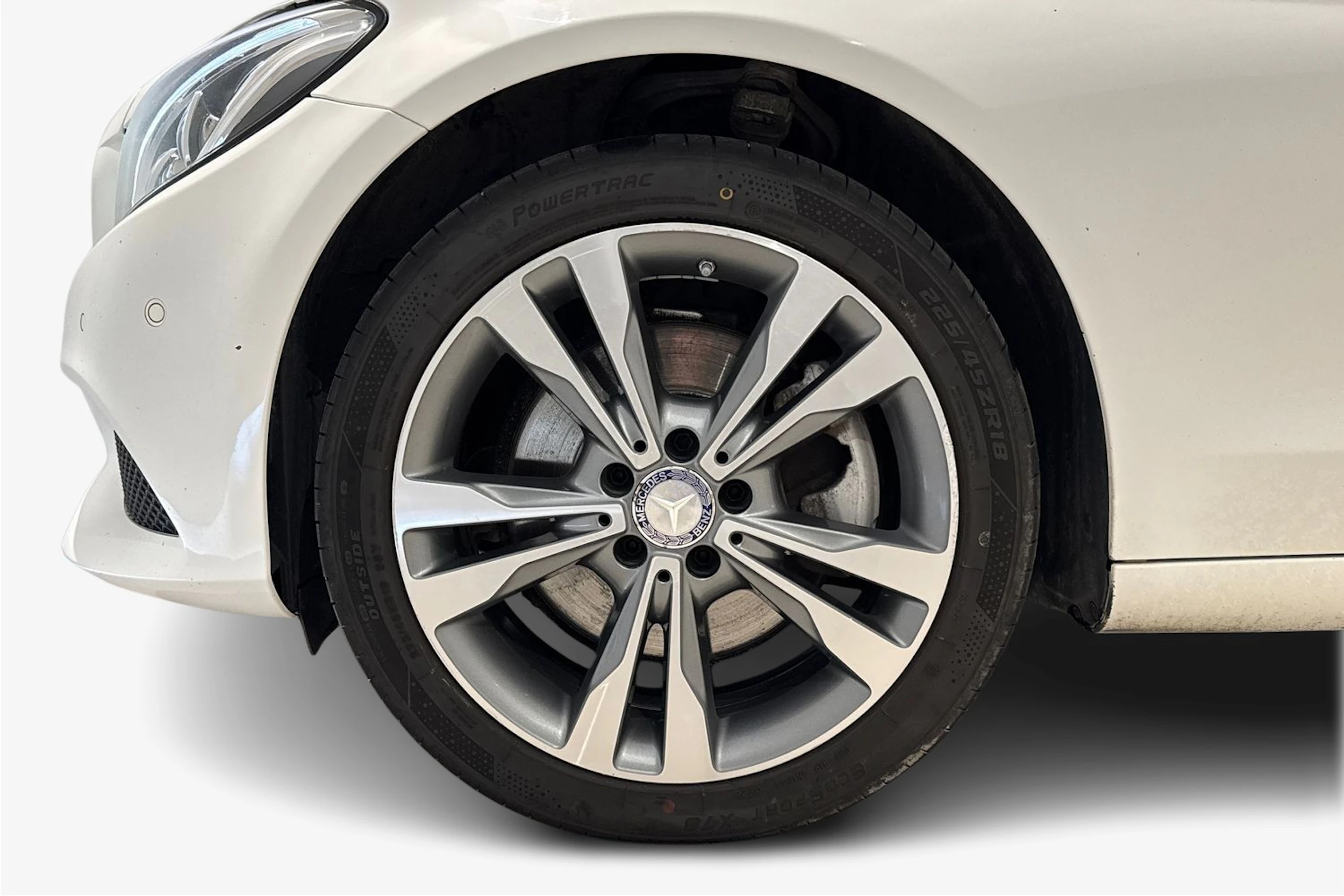 valkoinen Mercedes-Benz C 2016 kuva 9.