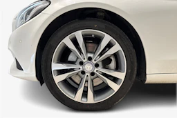 valkoinen Mercedes-Benz C 2016 kuva 9.