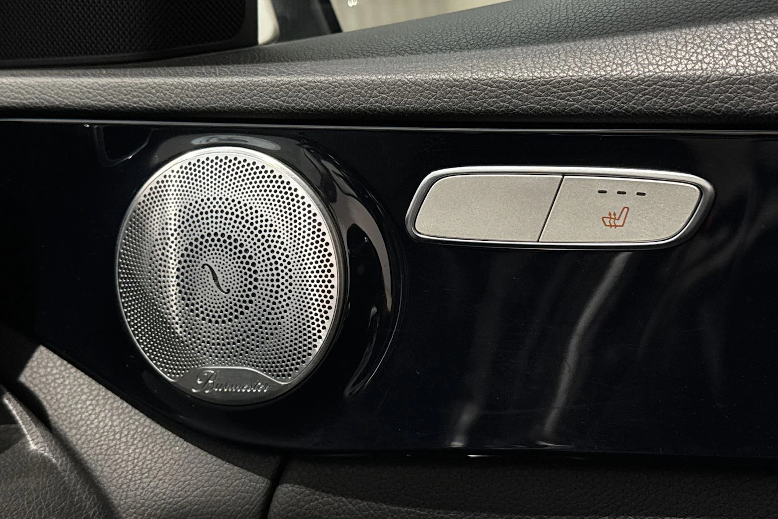 valkoinen Mercedes-Benz C 2016 kuva 14.