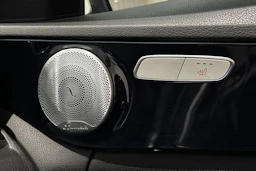 valkoinen Mercedes-Benz C 2016 kuva 14.