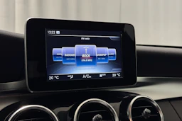 valkoinen Mercedes-Benz C 2016 kuva 18.