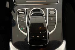 valkoinen Mercedes-Benz C 2016 kuva 24.