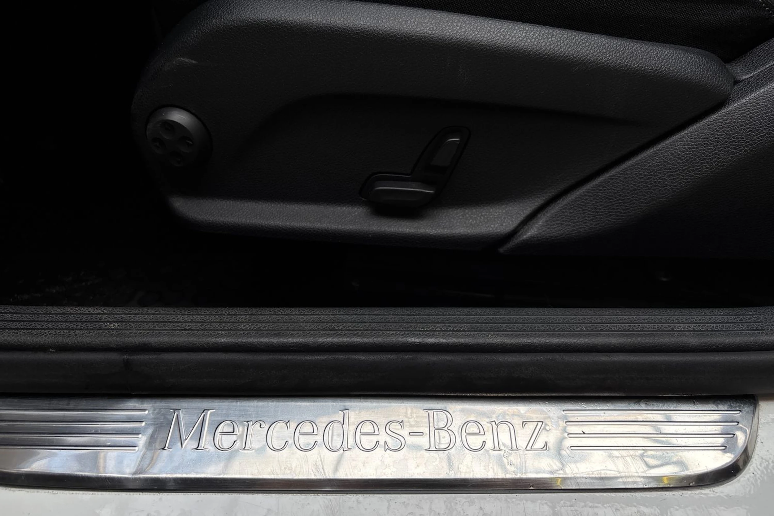 valkoinen Mercedes-Benz C 2016 kuva 16.