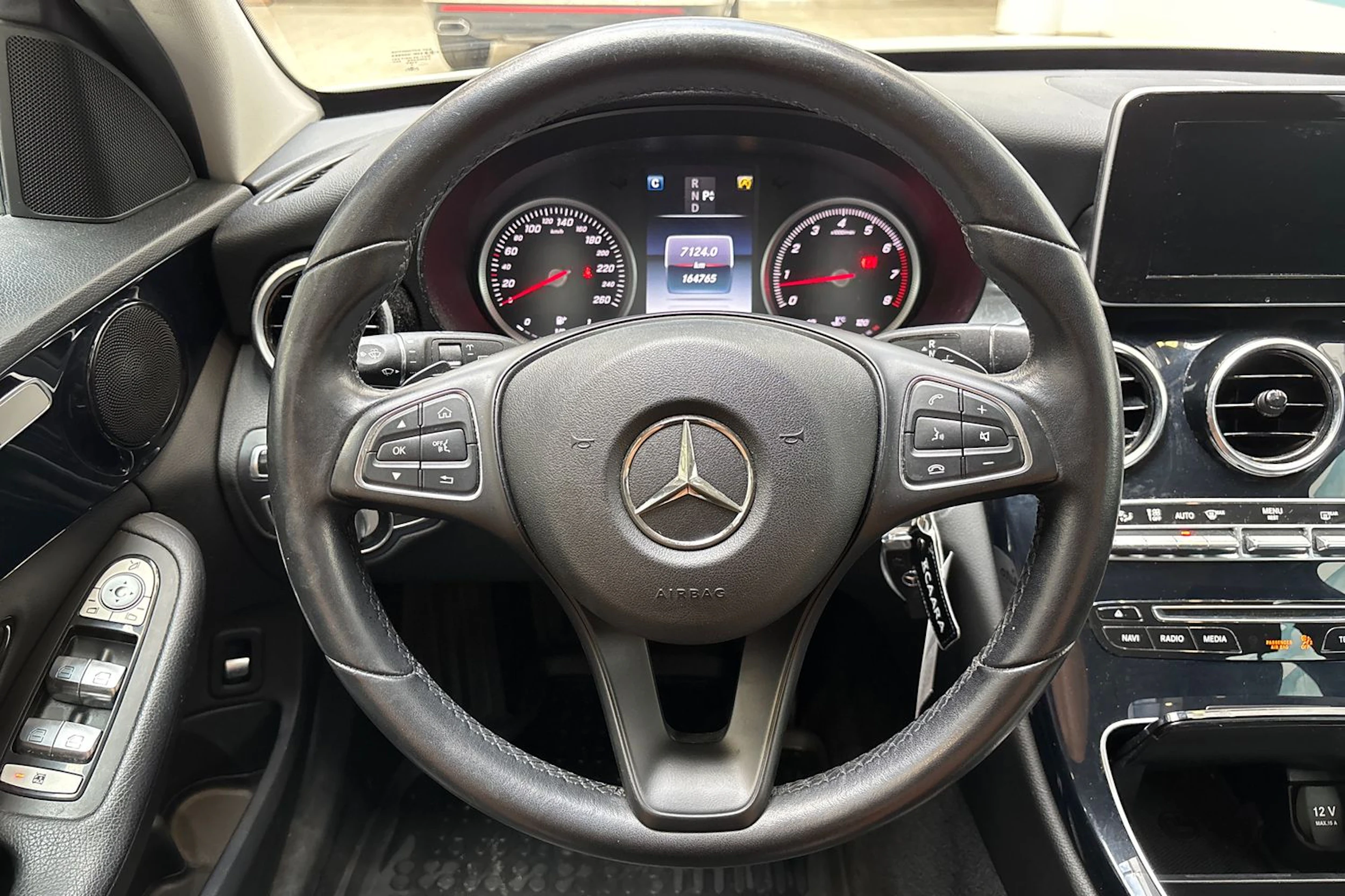 valkoinen Mercedes-Benz C 2016 kuva 18.