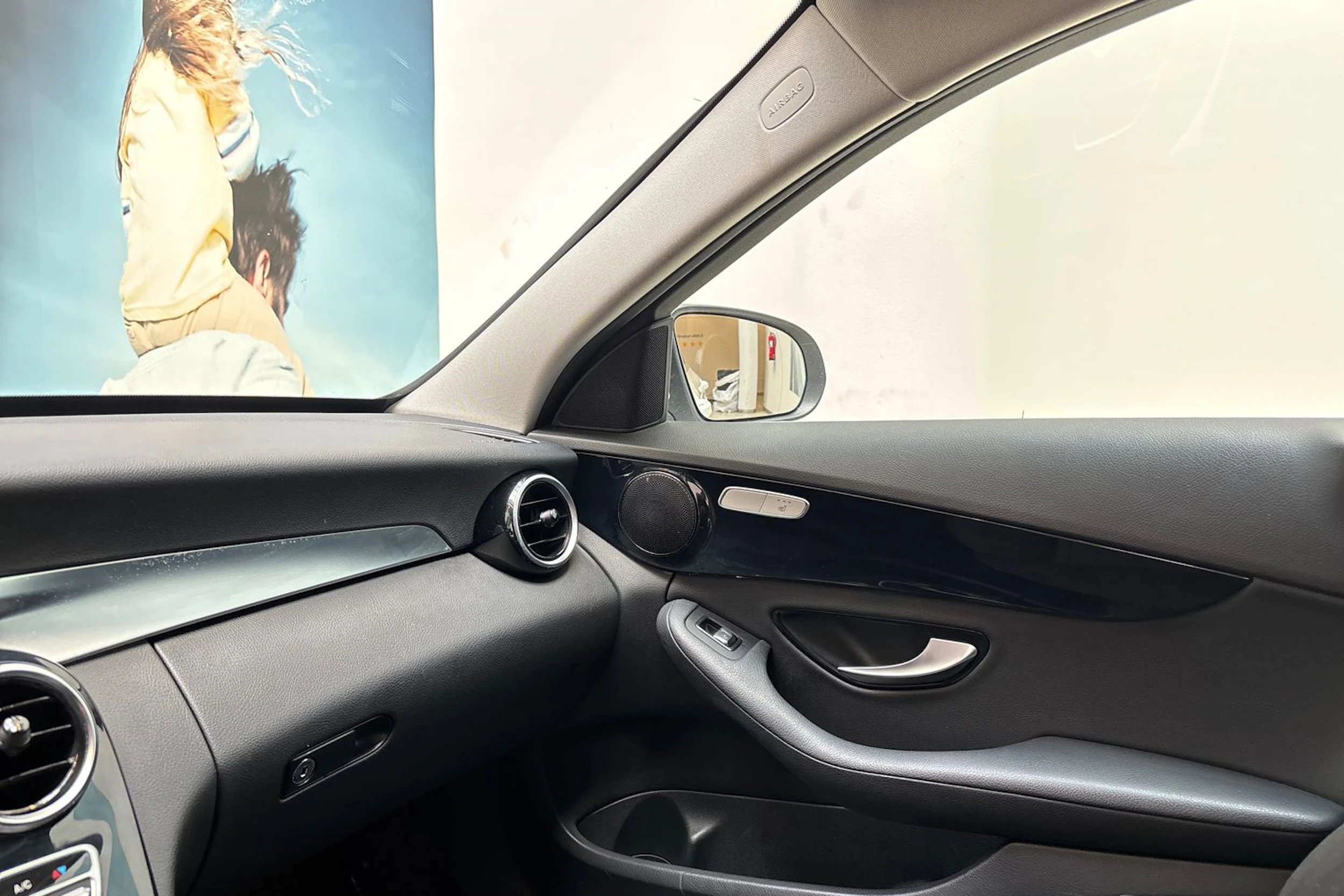 valkoinen Mercedes-Benz C 2016 kuva 24.