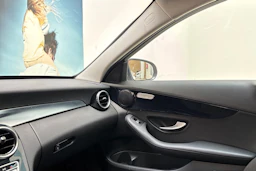 valkoinen Mercedes-Benz C 2016 kuva 24.