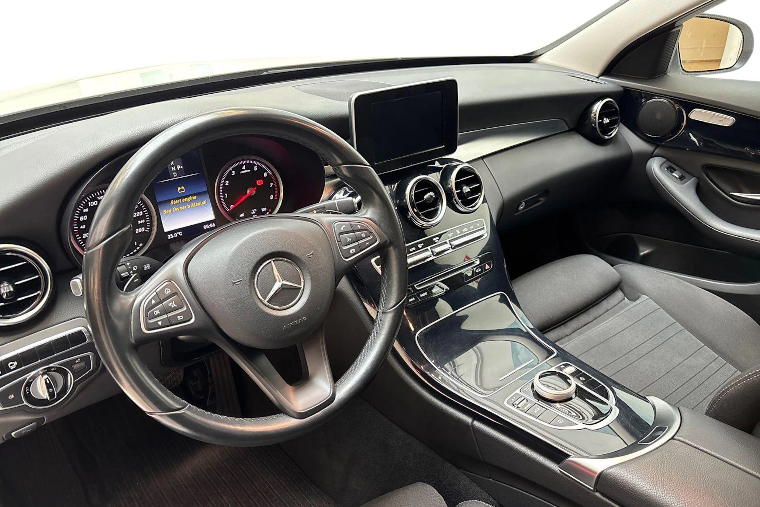 valkoinen Mercedes-Benz C 2016 kuva 6.