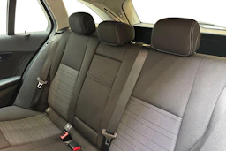 valkoinen Mercedes-Benz C 2016 kuva 8.