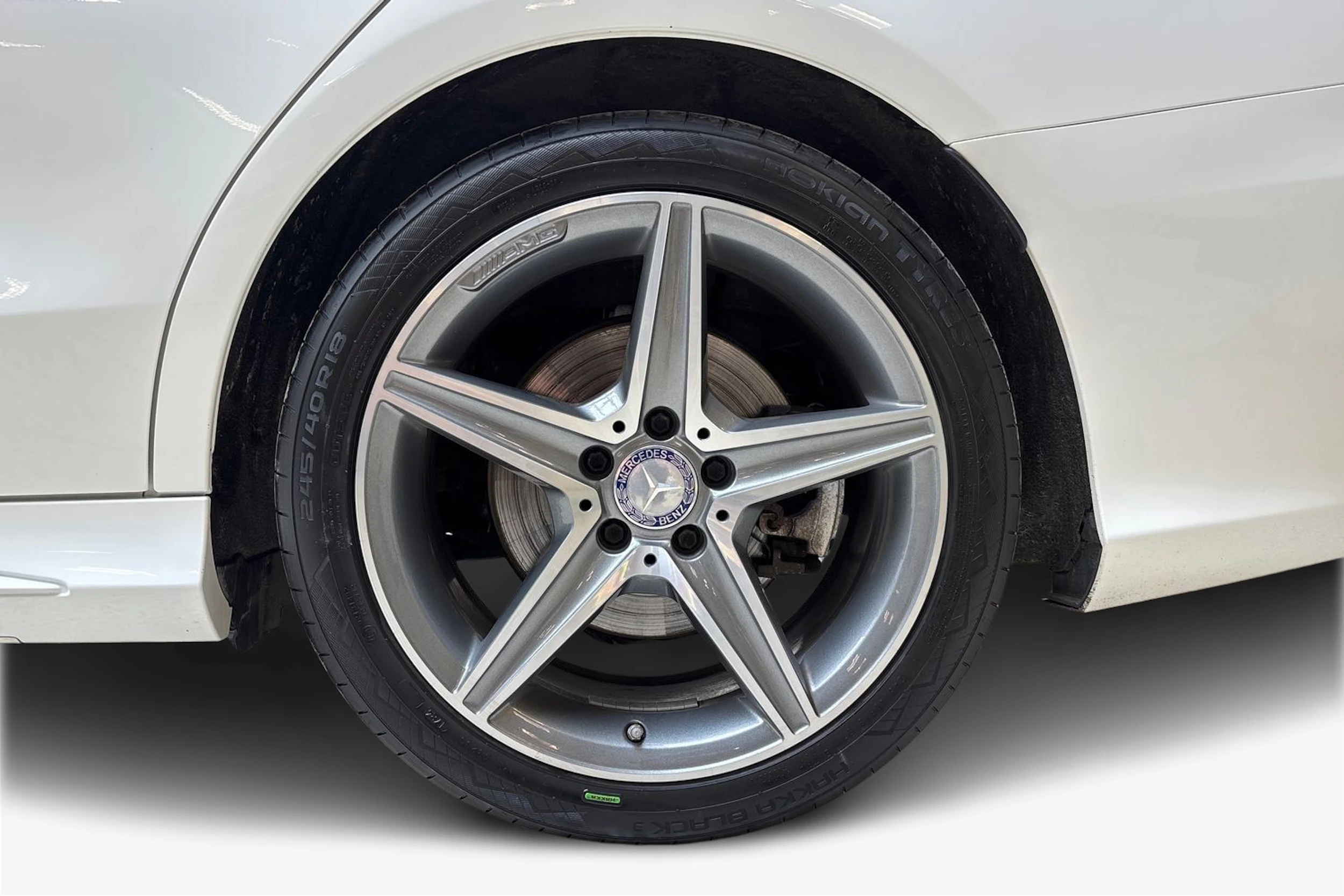 valkoinen Mercedes-Benz C 2016 kuva 9.