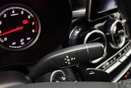 valkoinen Mercedes-Benz C 2016 kuva 20.