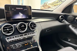 valkoinen Mercedes-Benz C 2016 kuva 21.