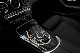 valkoinen Mercedes-Benz C 2016 kuva 22.