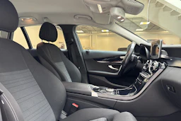 valkoinen Mercedes-Benz C 2016 kuva 25.