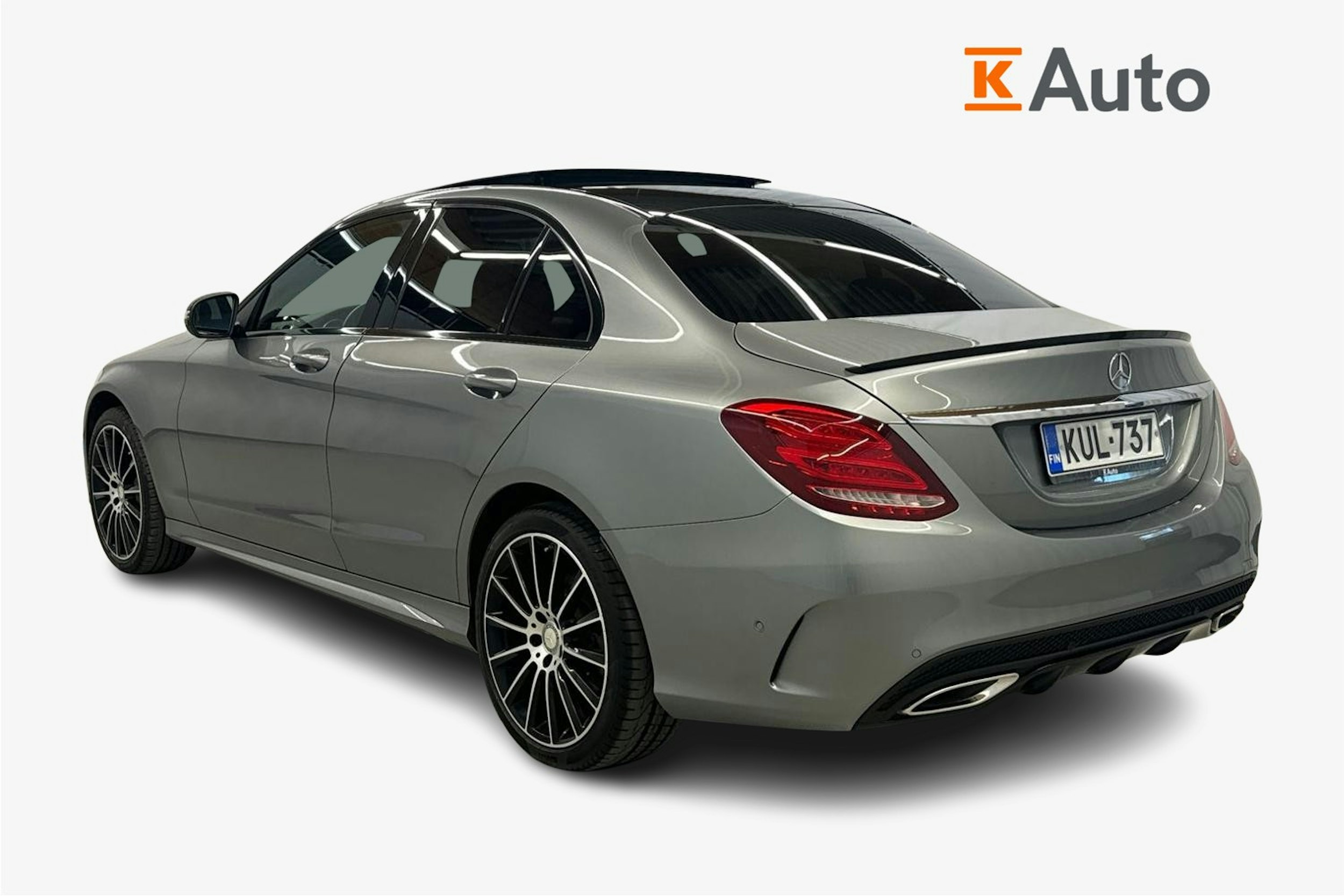 harmaa Mercedes-Benz C 2016 kuva 2.