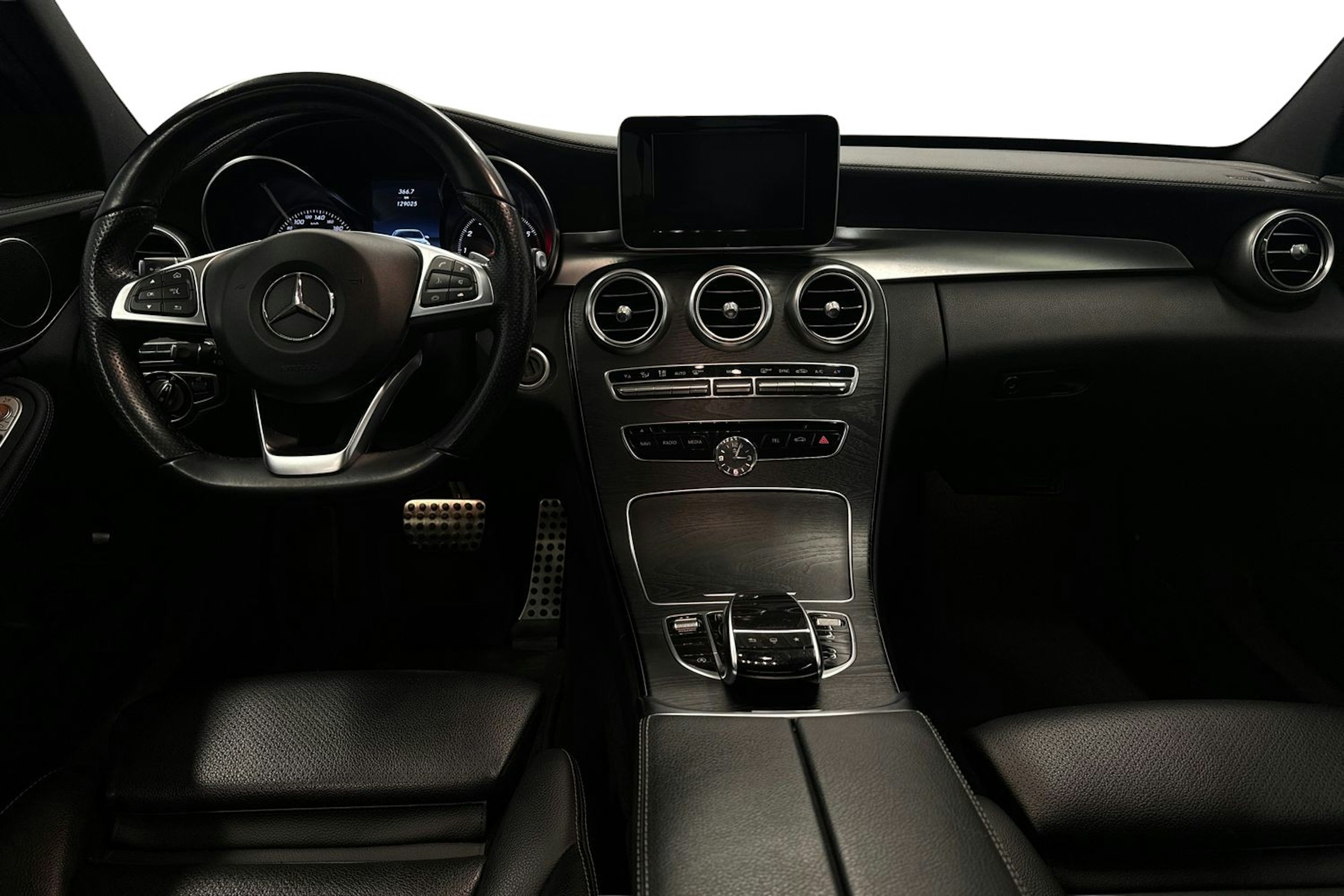 harmaa Mercedes-Benz C 2016 kuva 9.