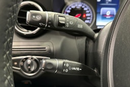 musta Mercedes-Benz C 2016 kuva 17.