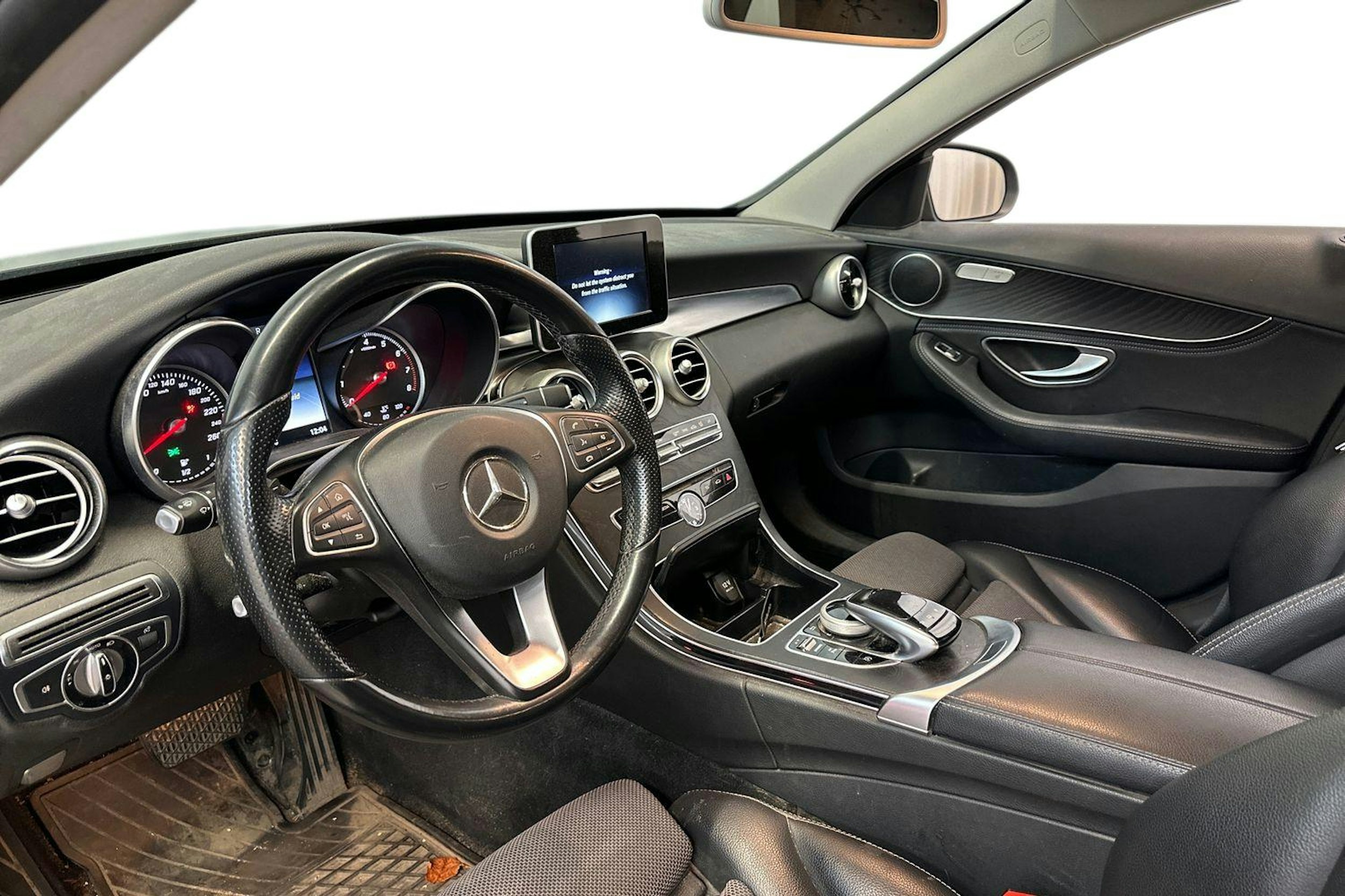ruskea (beige) Mercedes-Benz C 2016 kuva 3.