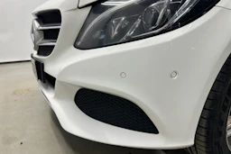 valkoinen Mercedes-Benz C 2016 kuva 30.