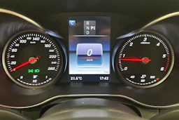valkoinen Mercedes-Benz C 2016 kuva 31.