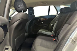 hopea Mercedes-Benz C 2016 kuva 8.