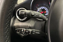 hopea Mercedes-Benz C 2016 kuva 18.