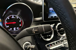 hopea Mercedes-Benz C 2016 kuva 19.