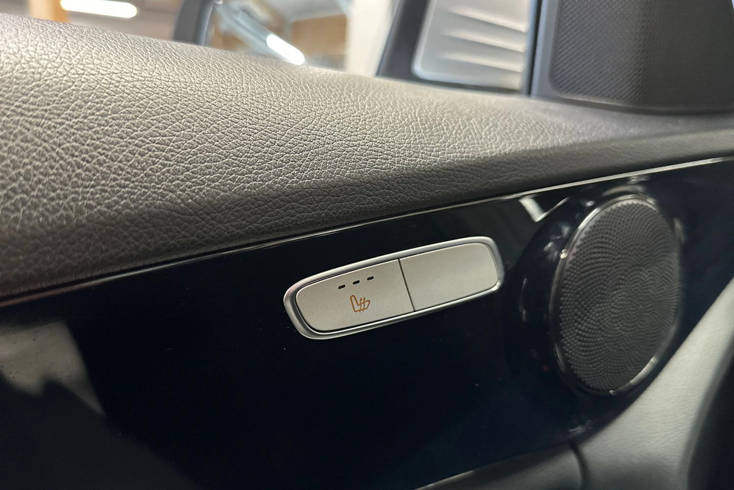 hopea Mercedes-Benz C 2016 kuva 23.