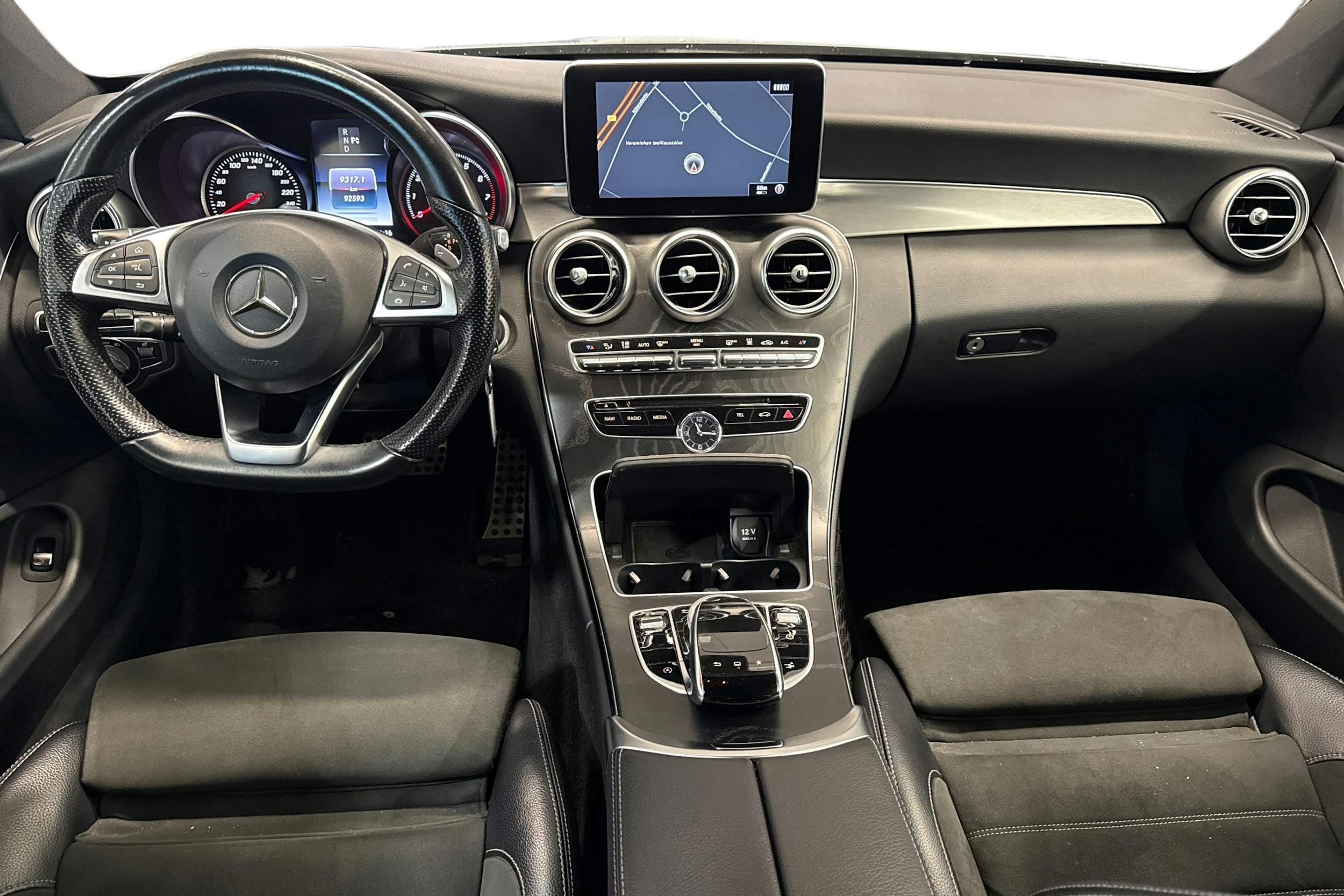 harmaa Mercedes-Benz C 2016 kuva 9.