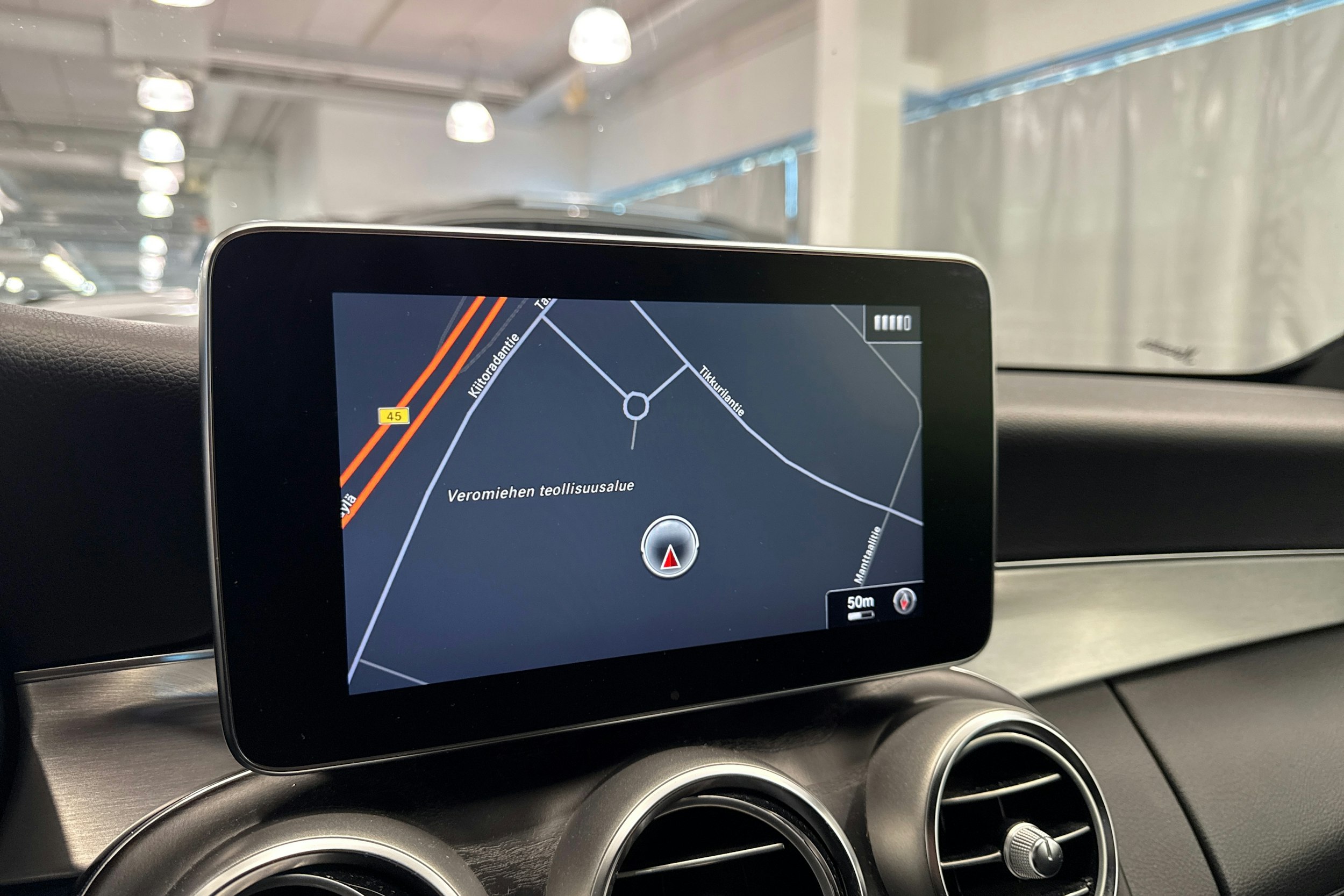 harmaa Mercedes-Benz C 2016 kuva 21.