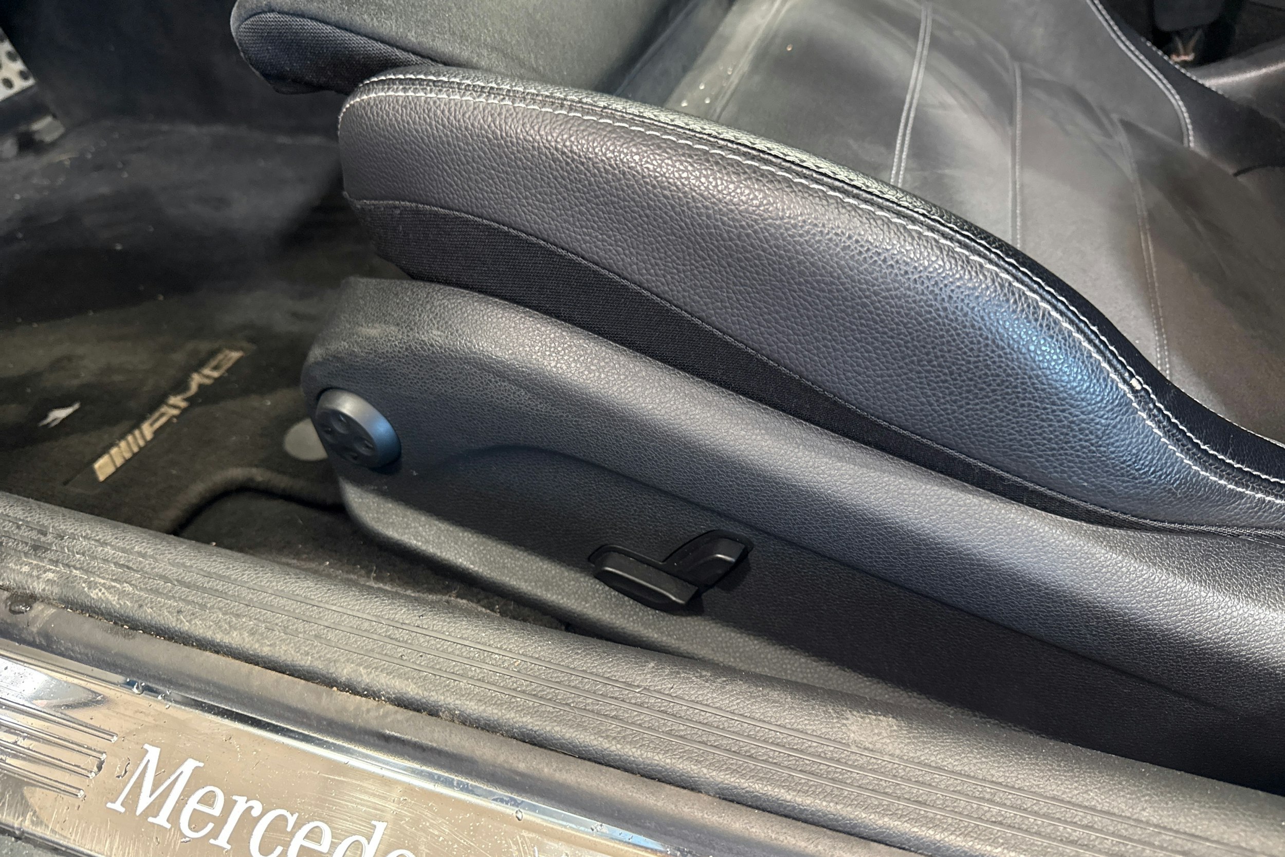 harmaa Mercedes-Benz C 2016 kuva 23.