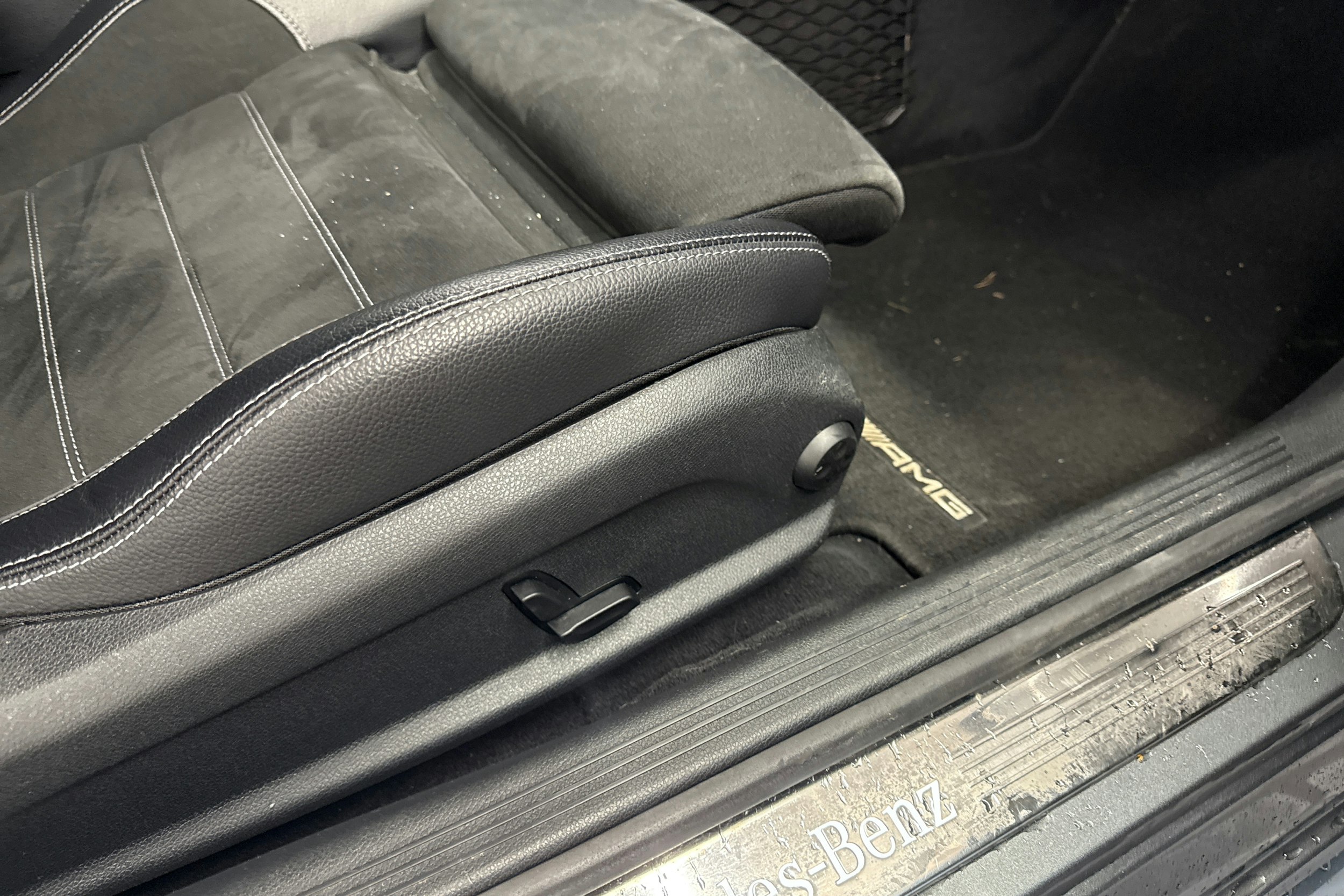 harmaa Mercedes-Benz C 2016 kuva 24.