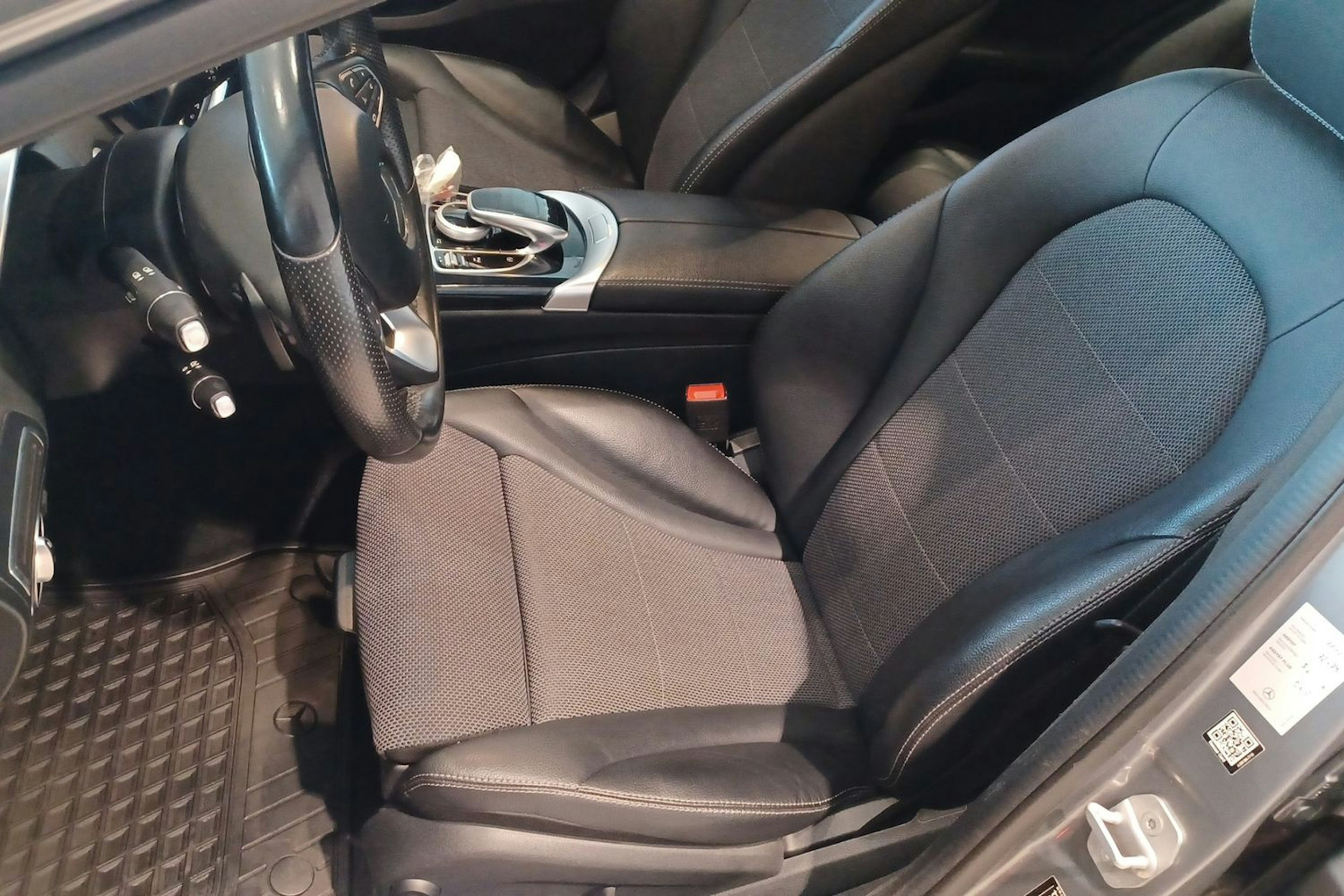 Mercedes-Benz C 2016 kuva 30.