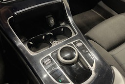 Ruskea (beige) Mercedes-Benz C 2016 kuva 22.