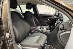 Ruskea (beige) Mercedes-Benz C 2016 kuva 29.