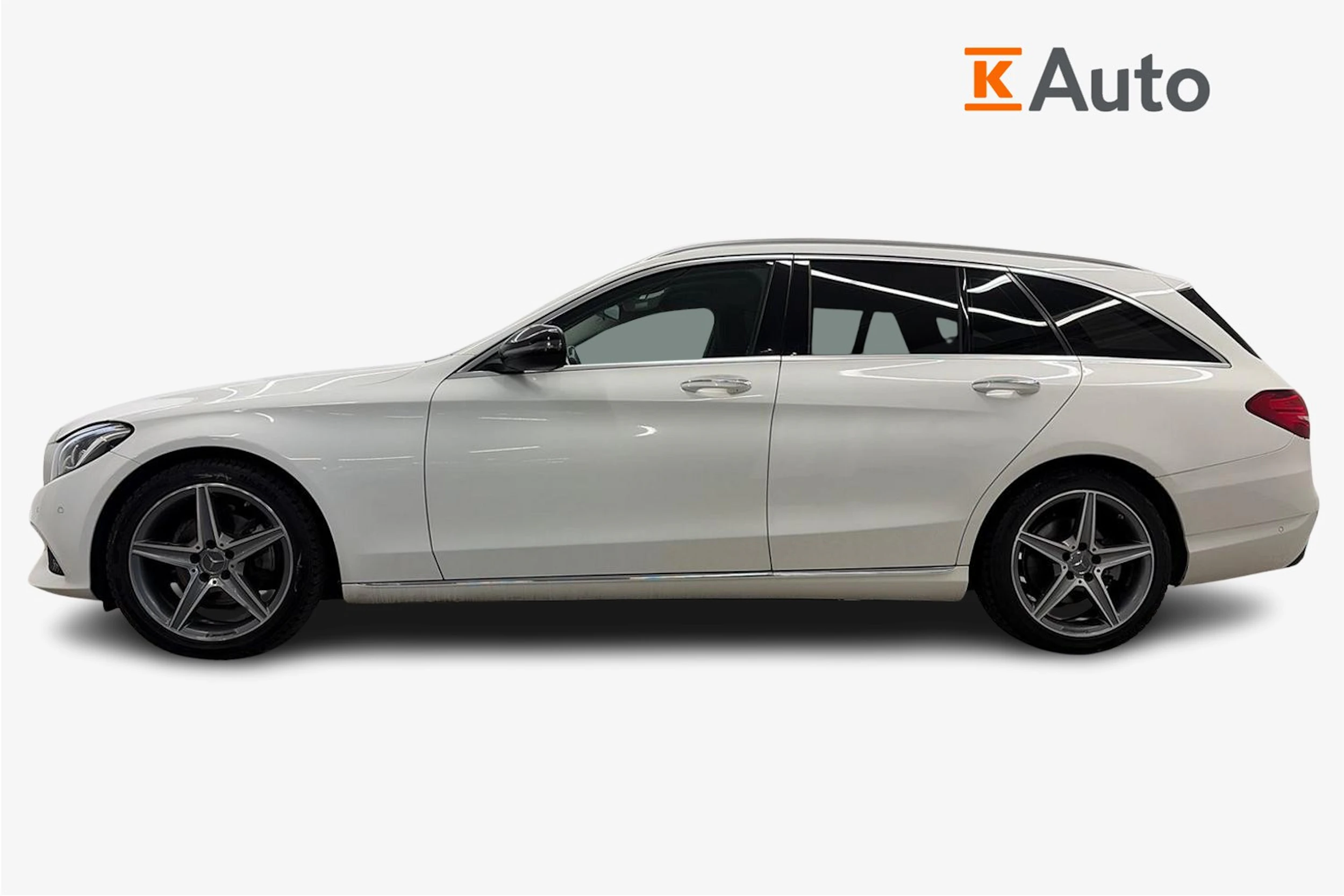 valkoinen Mercedes-Benz C 2016 kuva 5.