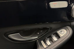valkoinen Mercedes-Benz C 2016 kuva 25.