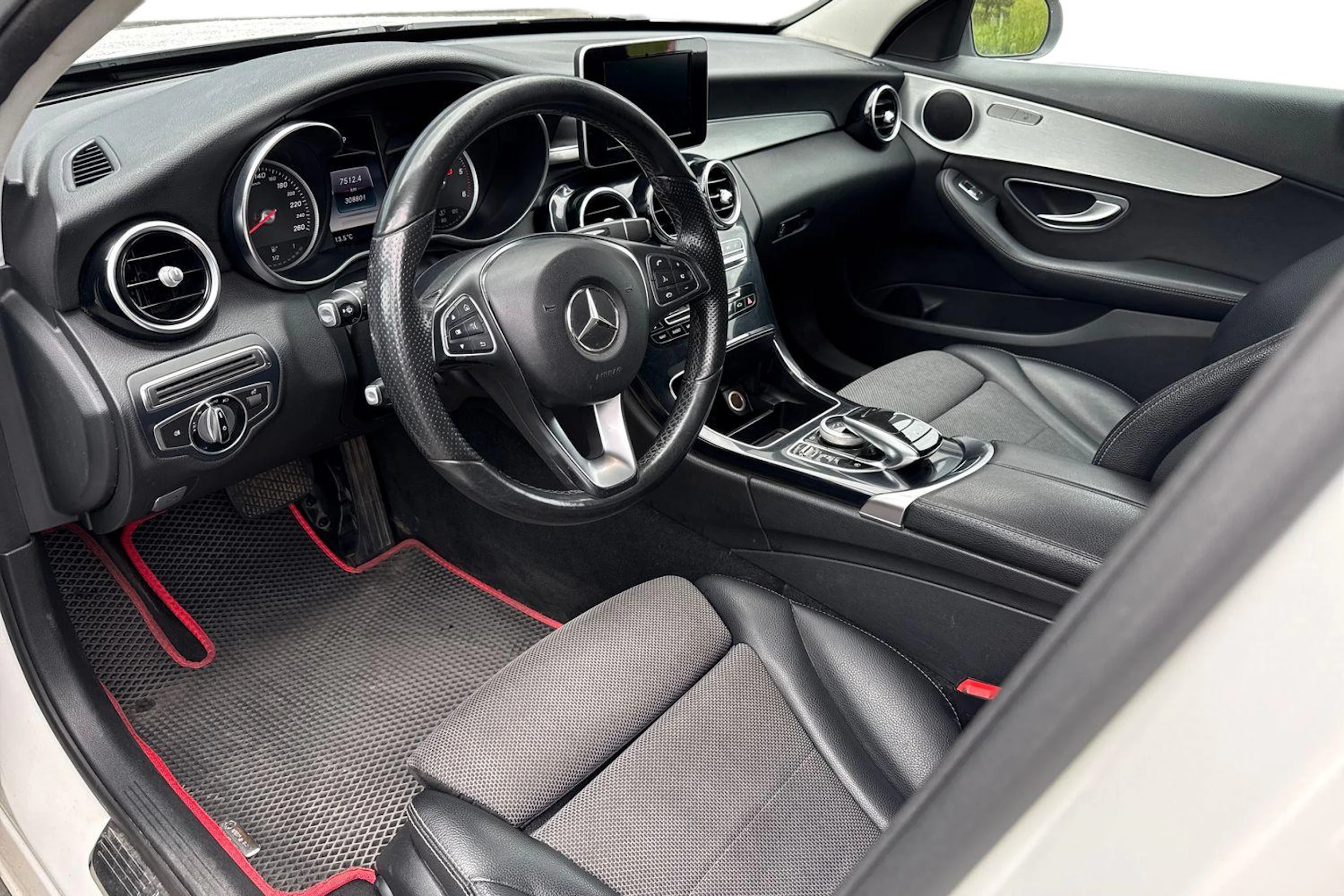 valkoinen Mercedes-Benz C 2016 kuva 3.