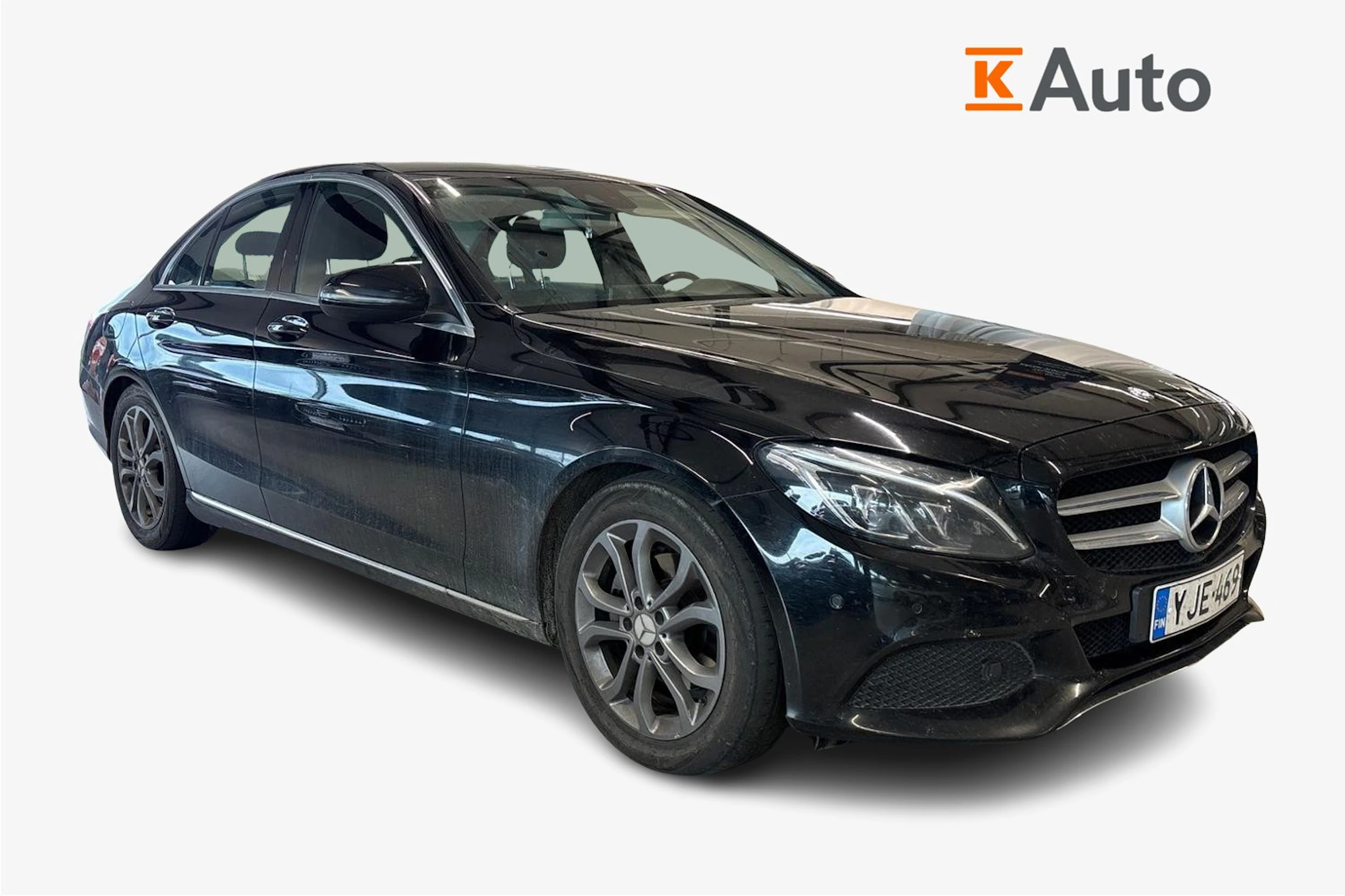 musta Mercedes-Benz C 2016 kuva 1.