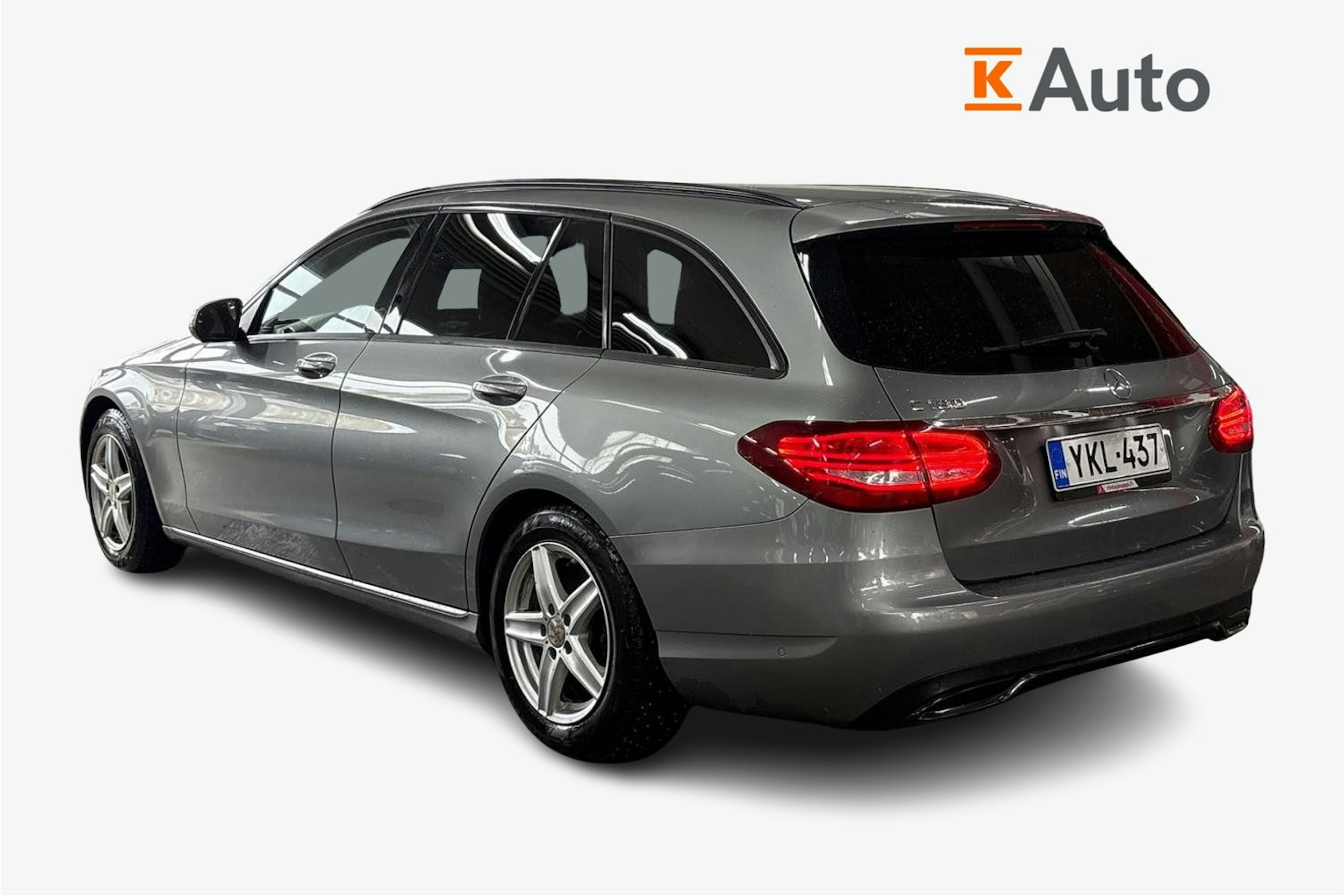 Hopea Mercedes-Benz C 2016 kuva 2.