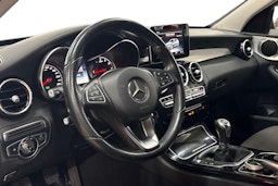 Hopea Mercedes-Benz C 2016 kuva 7.